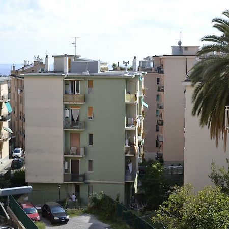 Il Nido Di Quarto Con Park Auto Macchine Piccole Segmento B Генуя Екстер'єр фото